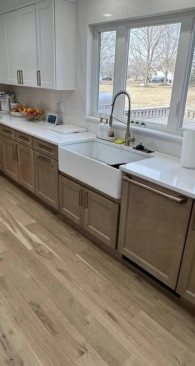 Luxury kitchen finish work in Yukon by MASB Construction