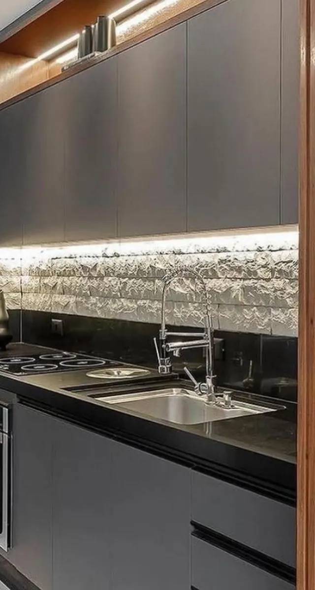 Luxury kitchen renovation in Edmond by MASB Construction